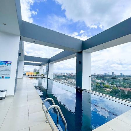 Escada Next Level Luxurious Home Nairobi Exterior photo