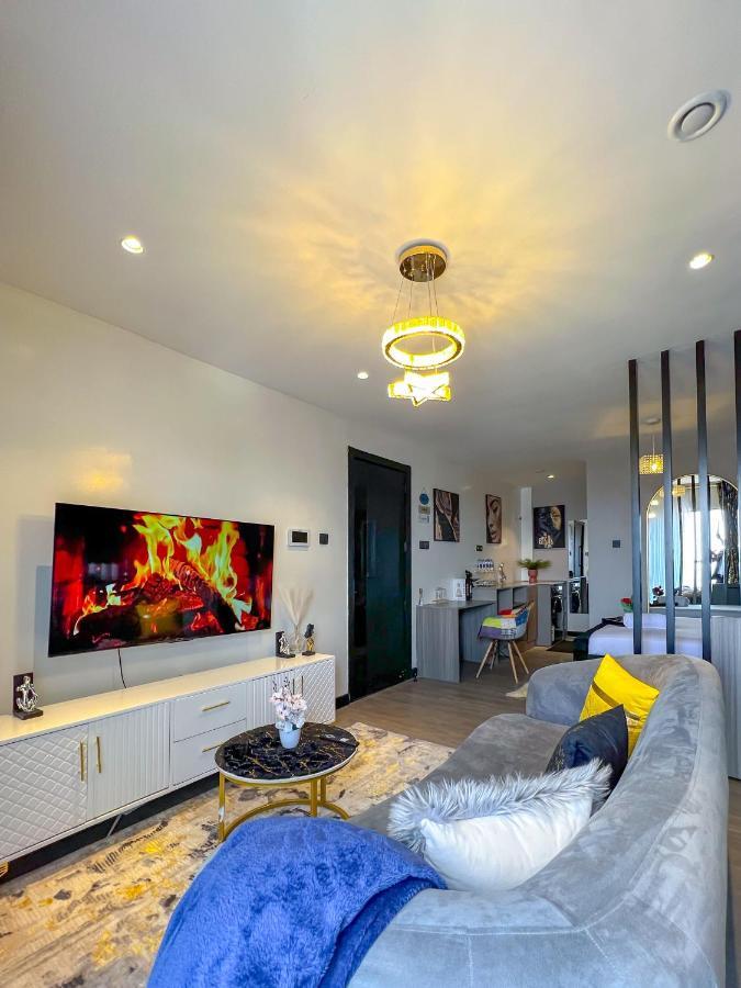 Escada Next Level Luxurious Home Nairobi Exterior photo